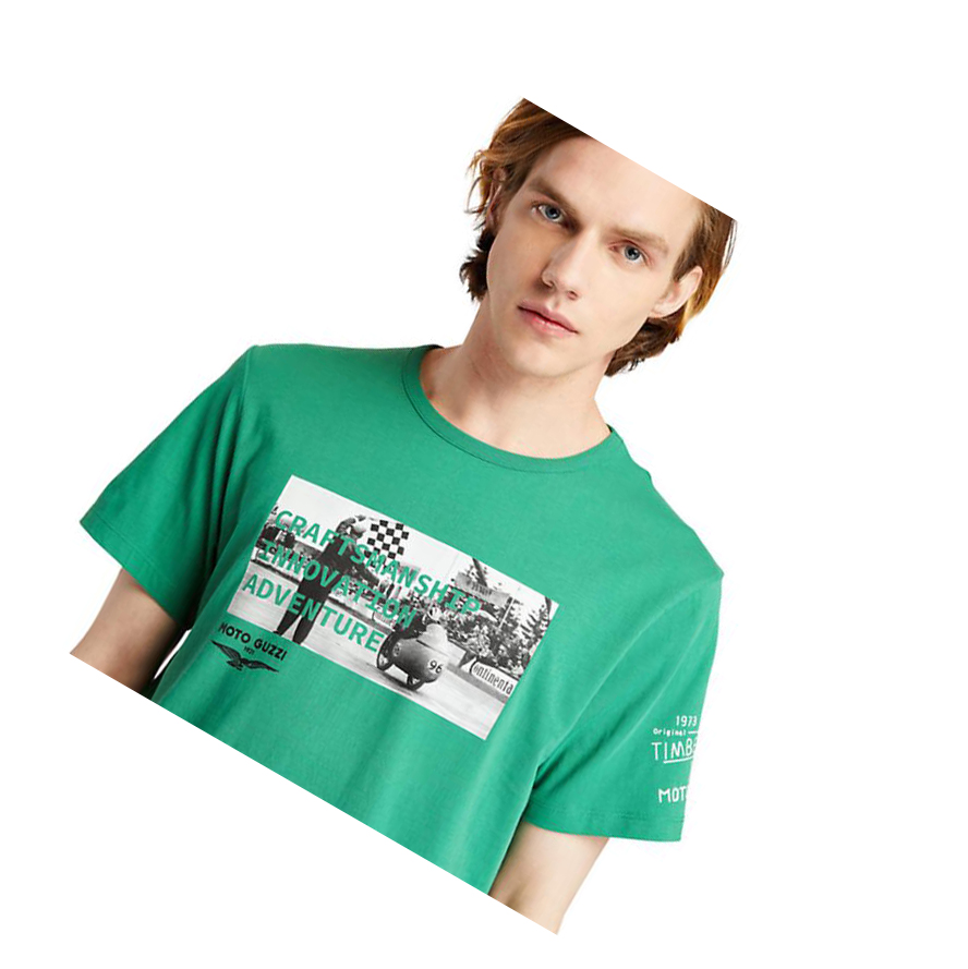 Camiseta Timberland Moto Guzzi x Timberland® Photo Hombre Verde | ES-TRKHW68